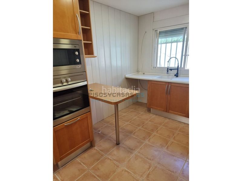 Foto dc876da8-1411-456f-88c0-cf97cdc868f2. Chalet venta chalet en Godelleta