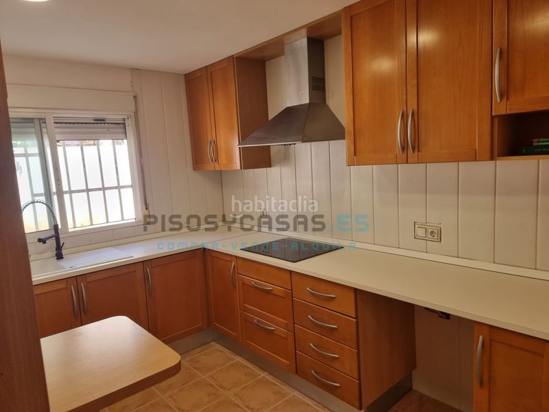 Foto e009d6d9-cff3-48fa-9158-9c21a09a2b82. Chalet venta chalet en Godelleta