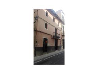 Casa a Calle beat nicolau factor 15. Casa de pueblo