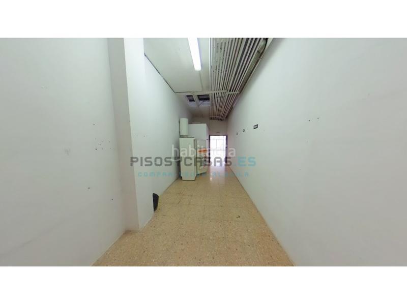 Foto 2b6e87b9-fe76-4f8b-8c5b-cc67b7fae4ec. Lloguer local comercial a calle sor juana de la cruz 25 a Zaragoza