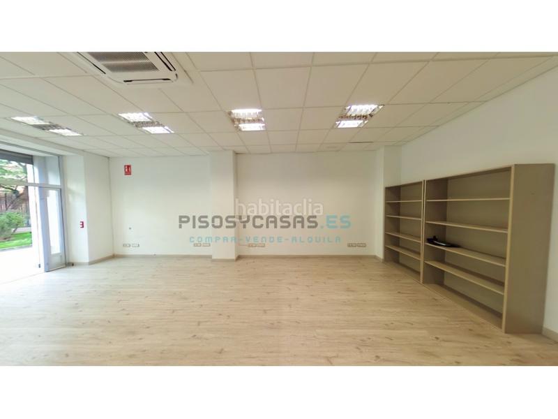 Foto 4bbb0536-ac31-49b2-bba6-3e7ba1ccaff1. Miete geschäftsraum in calle sor juana de la cruz 25 in Zaragoza