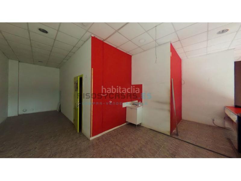 Foto 8a73bf94-e52e-4346-bd0a-67776a424123. Affitto locale commerciale in avenida academia gral militar 7 in Zaragoza