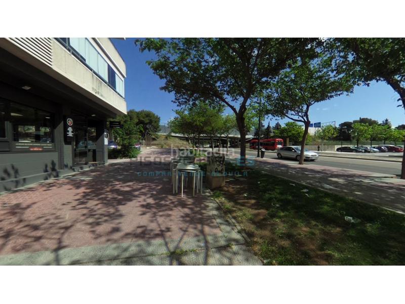 Foto 4785d3bf-cbed-4e4f-900b-abe701140033. Lloguer local comercial a avenida academia gral militar 7 a Zaragoza