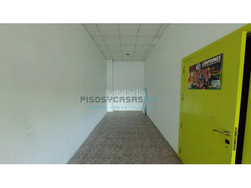 Foto 51095eef-ec84-409a-bc7a-b41d19bf7dce. Lloguer local comercial a avenida academia gral militar 7 a Zaragoza