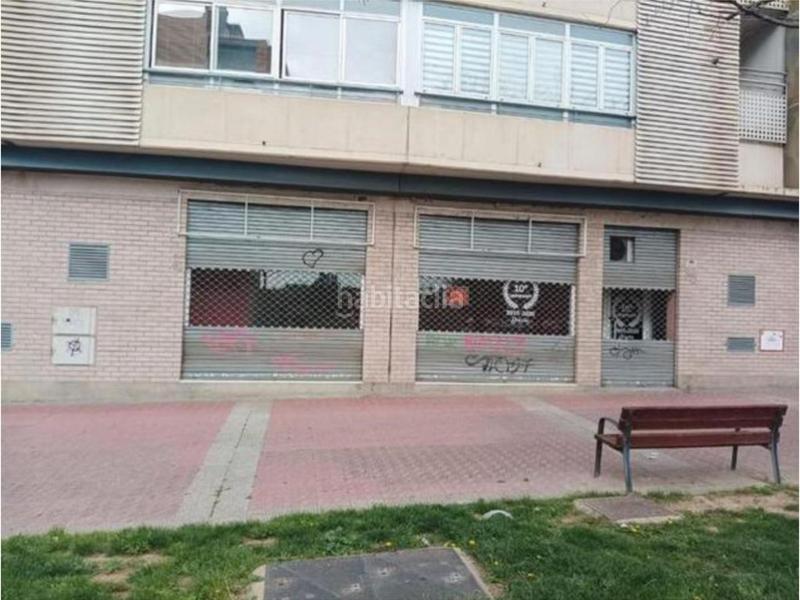 Foto 52347263-b7e0-4558-830a-c7e8e3b2e068. Location local commercial dans avenida academia gral militar 7 dans Zaragoza