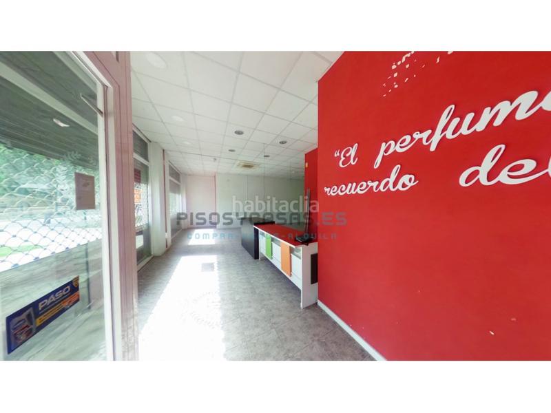Foto e76fe1d0-fab6-4a6f-9a16-73b5113974e3. Rent business premise in avenida academia gral militar 7 in Zaragoza