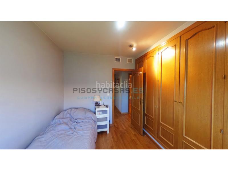 Foto 07de20ff-6a58-4c5a-86c0-e616de3a3bd2. Haus in calle ramiro i 32 in Cuarte de Huerva