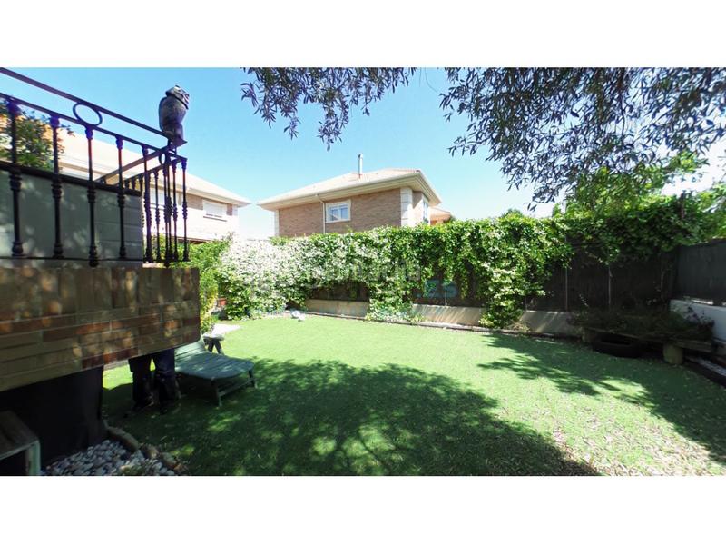 Foto 2deca3ec-04ce-4103-8af1-ea288ee2bee1. Haus in calle ramiro i 32 in Cuarte de Huerva