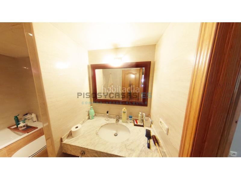 Foto 3b17d99e-d205-4218-8fc3-30f1983233c1. Haus in calle ramiro i 32 in Cuarte de Huerva