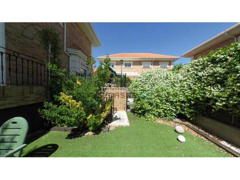 Foto 84f54d11-ffd4-41fd-8a61-62aa6ef6d6b8. Haus in calle ramiro i 32 in Cuarte de Huerva