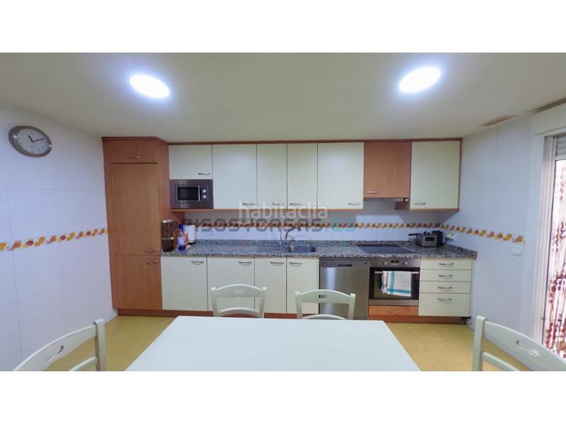 Foto a151bc86-b6e6-44c0-95e5-e899f9b982e7. Haus in calle ramiro i 32 in Cuarte de Huerva