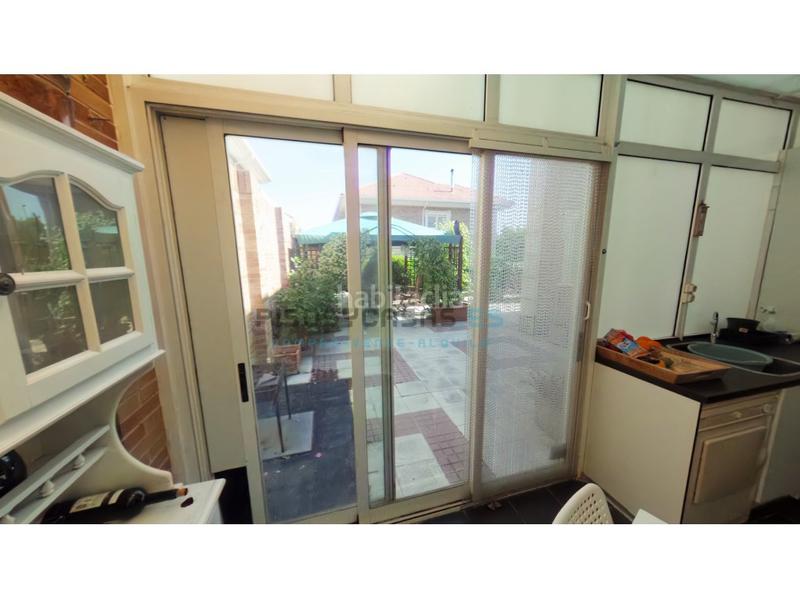 Foto b3fb799c-76ad-4dbe-9d3c-919ad68ef7ca. Haus in calle ramiro i 32 in Cuarte de Huerva