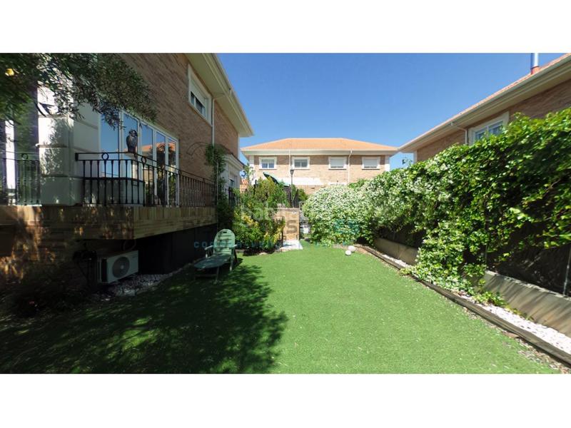 Foto ce16a420-70e9-4ba2-9262-923a94385b20. Haus in calle ramiro i 32 in Cuarte de Huerva