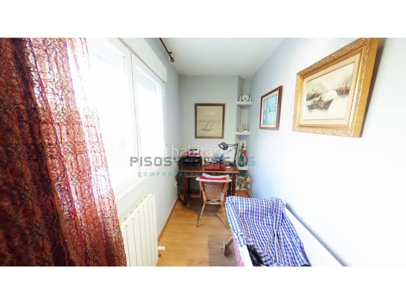 Foto d32e0331-1d93-415c-86c0-583f1081eced. Haus in calle ramiro i 32 in Cuarte de Huerva