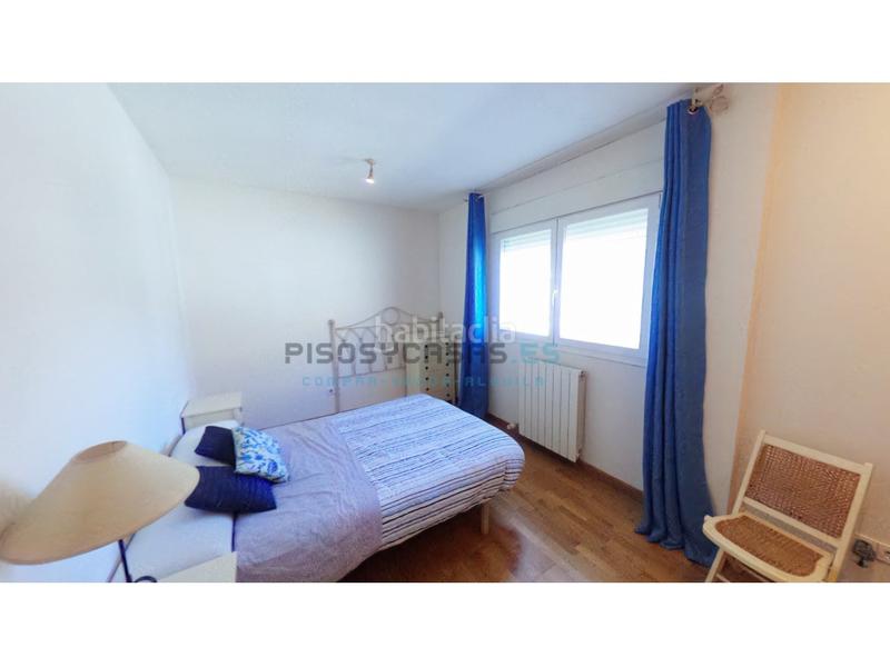 Foto eed44876-8c04-44ff-aa96-2990ee80e430. Haus in calle ramiro i 32 in Cuarte de Huerva