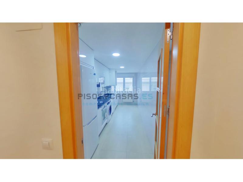 Foto cb8a6de7-f6ec-4d8c-99f8-e0e8693f833f. Pis a avenida obispo jose m conget 1 a Tauste