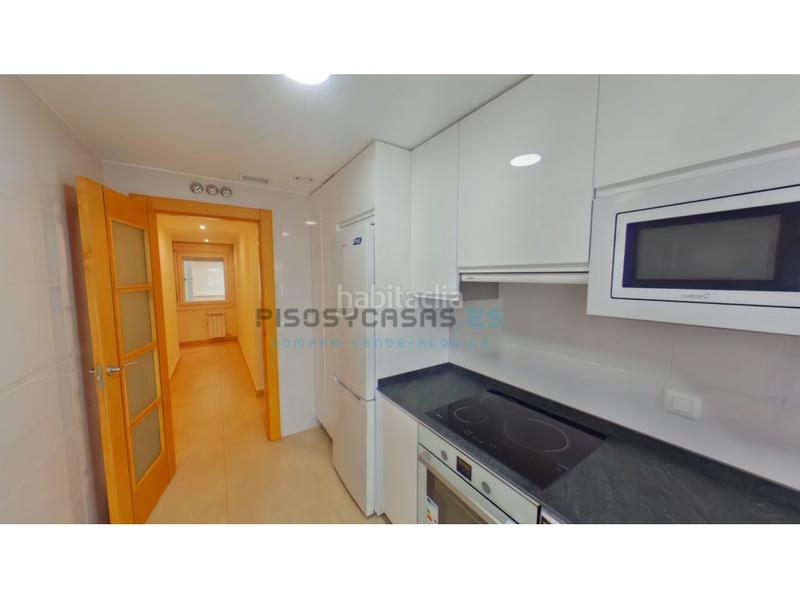 Foto d0e04d67-c76a-44cf-afb0-d119f15445e9. Pis a avenida obispo jose m conget 1 a Tauste