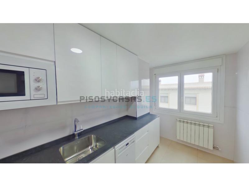 Foto e3a36b76-3c9f-4c0e-a163-b67f44606cee. Pis a avenida obispo jose m conget 1 a Tauste