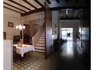 Casa adossada a Calle valencia. Casa de pueblo