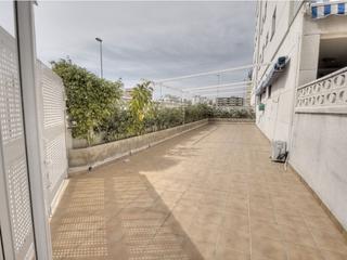 Pis a Calle garbi 4. Apartamento en olanta baja