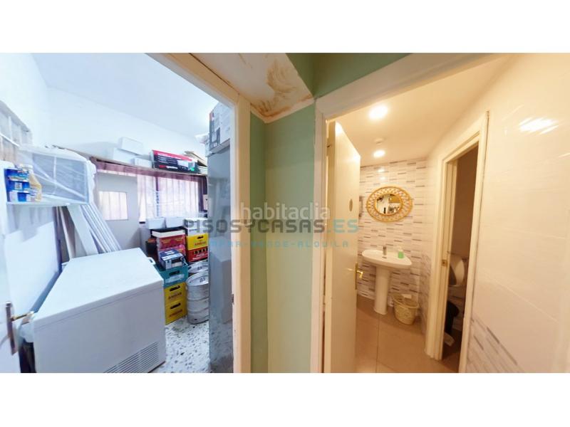 Foto fb706300-4096-4f9f-bdf0-619f636eb735. Affitto locale commerciale in calle gaspar torrente 68 in Zaragoza