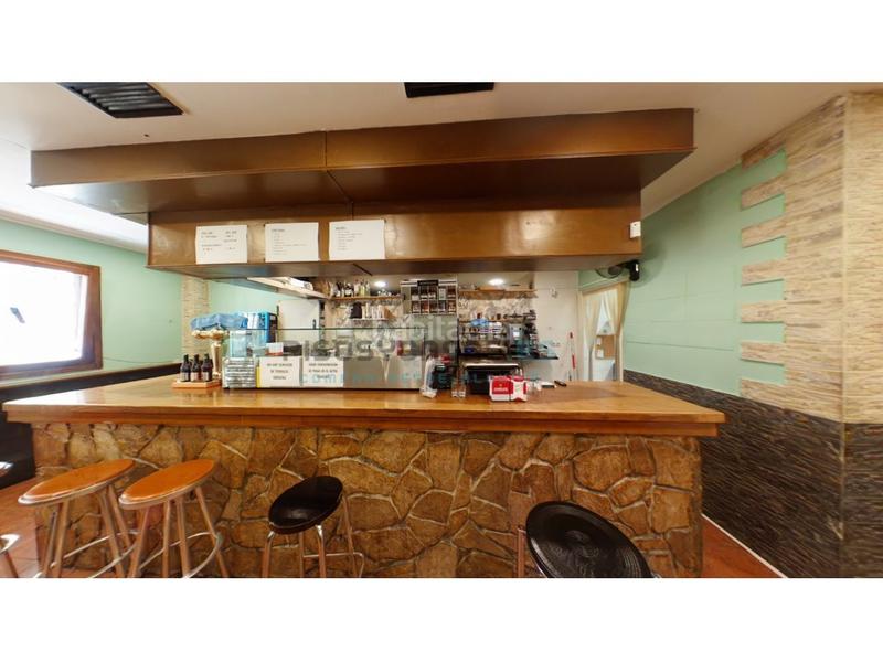 Foto 60e4d075-78da-479d-947d-0767a77e484a. Lloguer local comercial a calle gaspar torrente 68 a Zaragoza