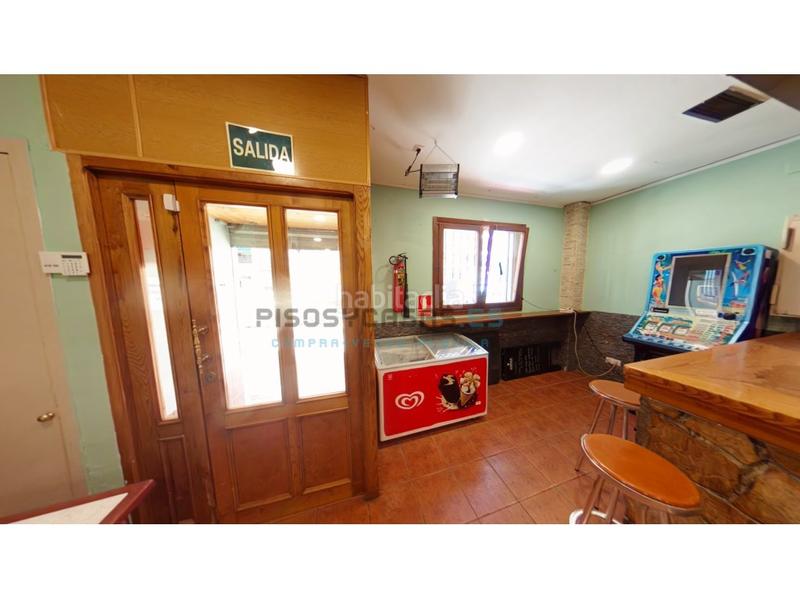 Foto 797c9b0e-9dc5-4ed8-9d4b-6a0cbadc3bc5. Lloguer local comercial a calle gaspar torrente 68 a Zaragoza