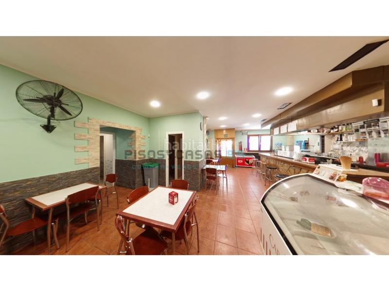 Foto 1ffba7ef-2724-41f4-b3d8-82e5dc0585ad. Location local commercial dans calle gaspar torrente 68 dans Zaragoza