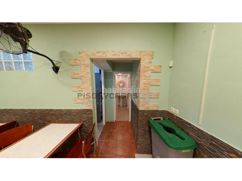 Foto 64f948d2-099d-46f3-a4c4-1b48a56e73b5. Location local commercial dans calle gaspar torrente 68 dans Zaragoza