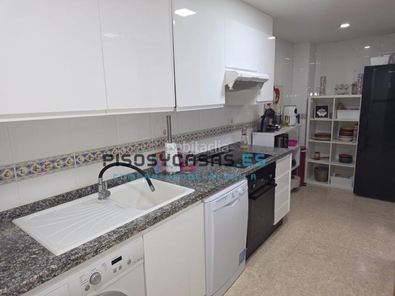 Foto 26d6f26e-60c9-458e-adf1-b03021df0ed9. Appartement avec parking dans Camí Reial Valencia