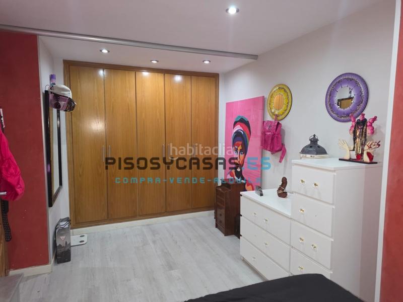 Foto 7ea13523-000c-4599-a306-1ff4200cde10. Appartement avec parking dans Camí Reial Valencia