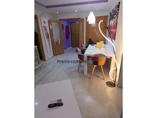 Pis a Camí Reial. Piso en venta