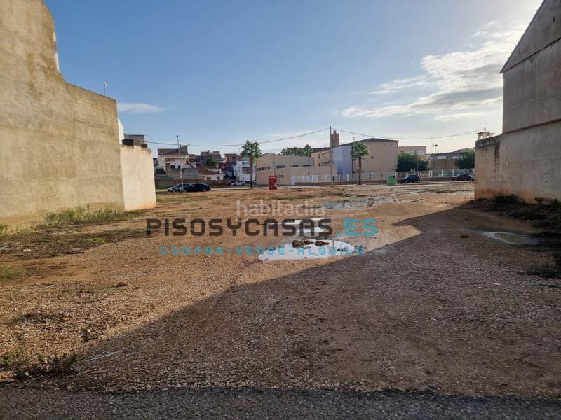 Foto efcb413c-fca7-4841-a897-552f07b04d97. Terrain résidentiel dans Llombai