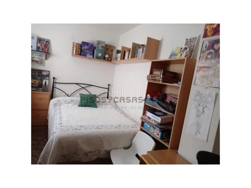 Foto 15960dcf-dac2-46aa-86e6-103786d1d9d0. Casa adossada amb aparcament piscina a Avenida de Abril-9 de Octubre Sagunt