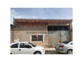 Maison jumelée  Carrer antonino del hom. Solar con almacen construido mas parcela