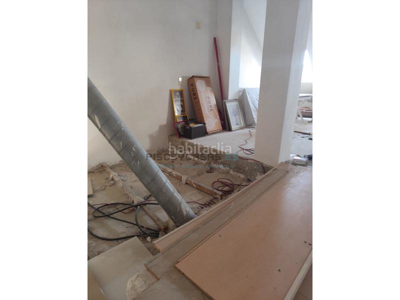 Foto 0fe4a89a-7086-4af3-b043-e6a2e2fb75f5. Dúplex a calle tulipan 68 a Valdefierro Zaragoza