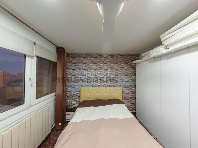 Foto 4bf2241e-70a4-4c34-be76-5a2ea71b1cdb. Dúplex a calle tulipan 68 a Valdefierro Zaragoza