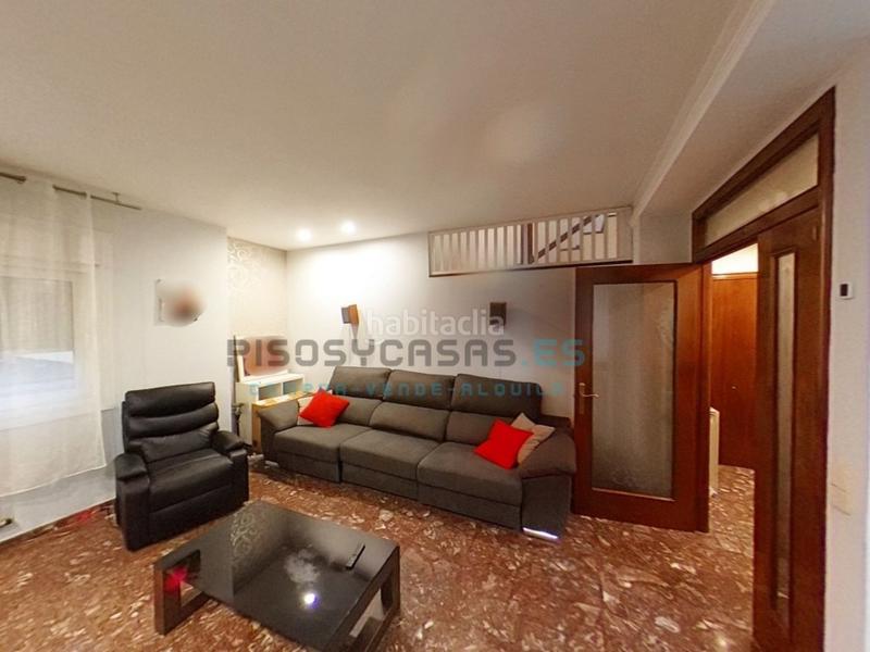 Foto 82dab20f-4779-4e6e-b948-60b7d1ab1ba6. Dúplex a calle tulipan 68 a Valdefierro Zaragoza