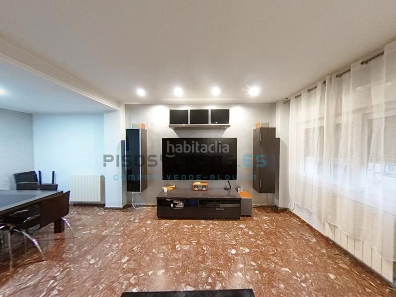 Foto a43af215-aeef-4503-a65e-21c4be190997. Dúplex a calle tulipan 68 a Valdefierro Zaragoza