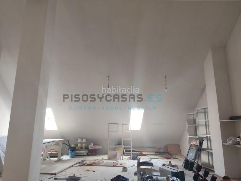 Foto a9e48b8d-36e3-47dc-984e-91772637deff. Dúplex a calle tulipan 68 a Valdefierro Zaragoza