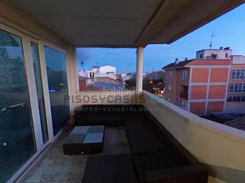 Foto b811bb80-8aee-4d4a-9a9b-470597af5e75. Dúplex a calle tulipan 68 a Valdefierro Zaragoza