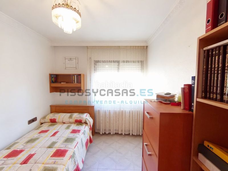 Foto 9409620d-ee6b-4e87-9eba-203af9db92f0. Casa en calle democracia 4 casa en venta zaragoza en Miedes de Aragón