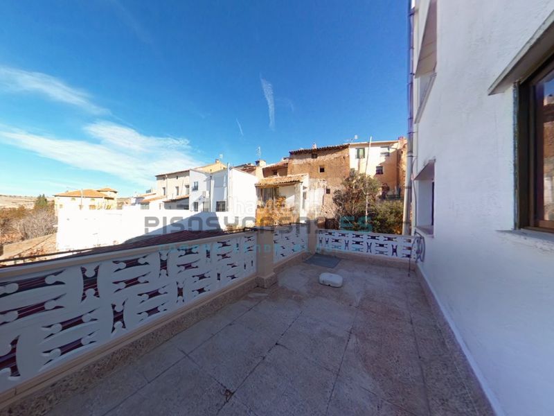 Foto 99598b5c-05e3-4165-a819-85c46f402749. Casa en calle democracia 4 casa en venta zaragoza en Miedes de Aragón