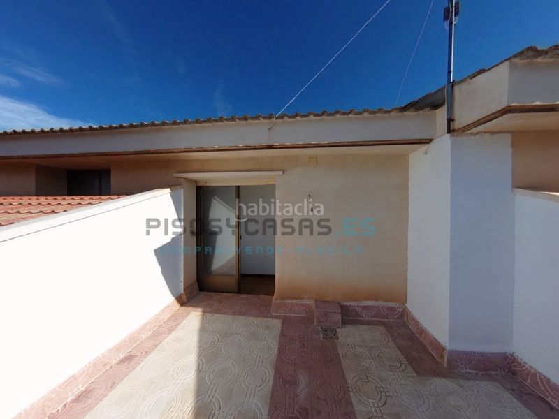 Foto a522e3a0-8ffc-4603-85cb-c9e51d541cb5. Casa en calle democracia 4 casa en venta zaragoza en Miedes de Aragón