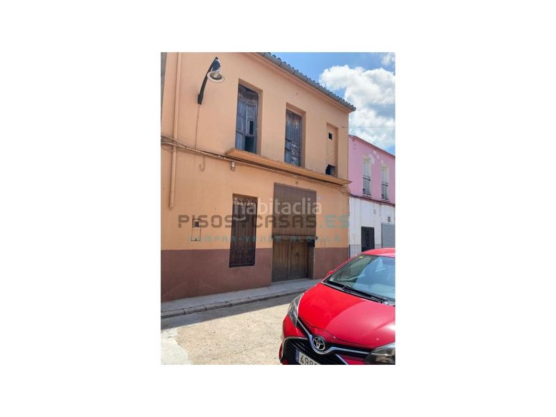 Foto 8e90ef19-4547-40aa-8fb4-1802ca2285e6. Casa amb aparcament a Guadassuar
