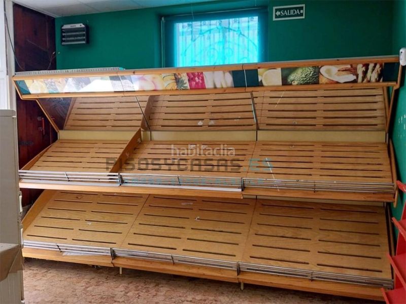 Foto f32a1de8-f792-4b19-91fa-e9971b0ff325. Local comercial a Antella