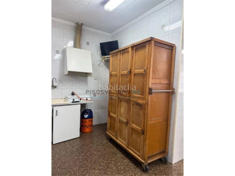 Foto facc84b1-d798-4f47-aa28-b1afa5bbe49b. Casa amb aparcament a Buñol
