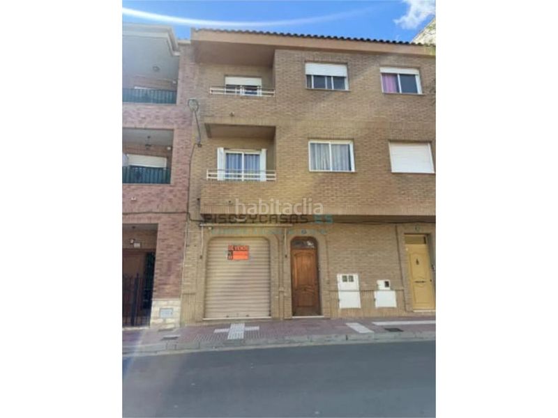 Foto fec53b33-124c-450f-ab98-ce924d031eb0. Casa amb aparcament a Buñol