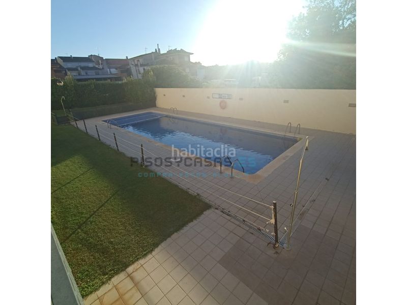 Foto 26c3fde3-4d81-4093-bfec-44b7f3b1d70f. Piso en calle madrid 2 piso en venta en calle madrid zaragoza en Caspe