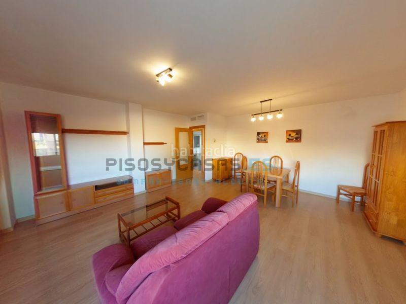 Foto 2b668866-d83f-48f0-a9fe-6c61ae258e0d. Piso en calle madrid 2 piso en venta en calle madrid zaragoza en Caspe